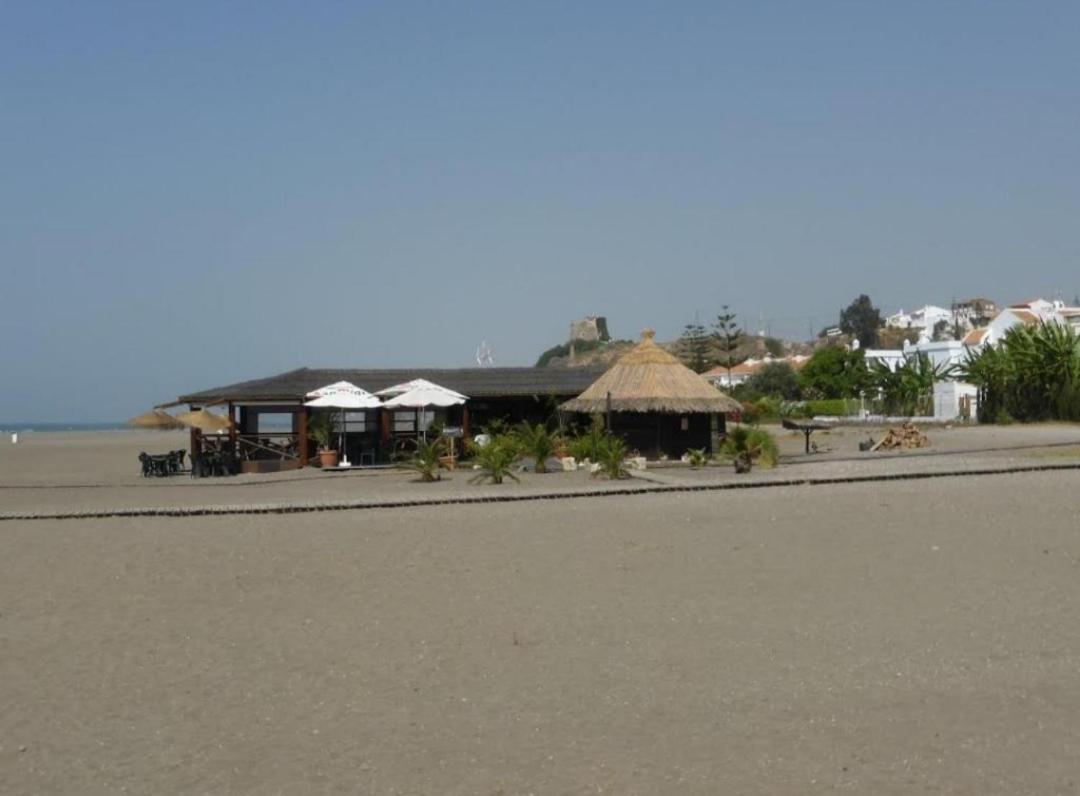 Chalet Playa Y Solarium Relax Villa Benajarafe Exterior foto